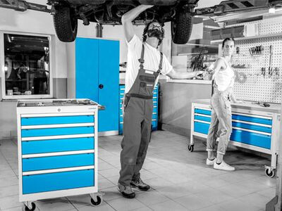 BEDRUNKA 04.12.19VA Mobiele werkbank R 18-24